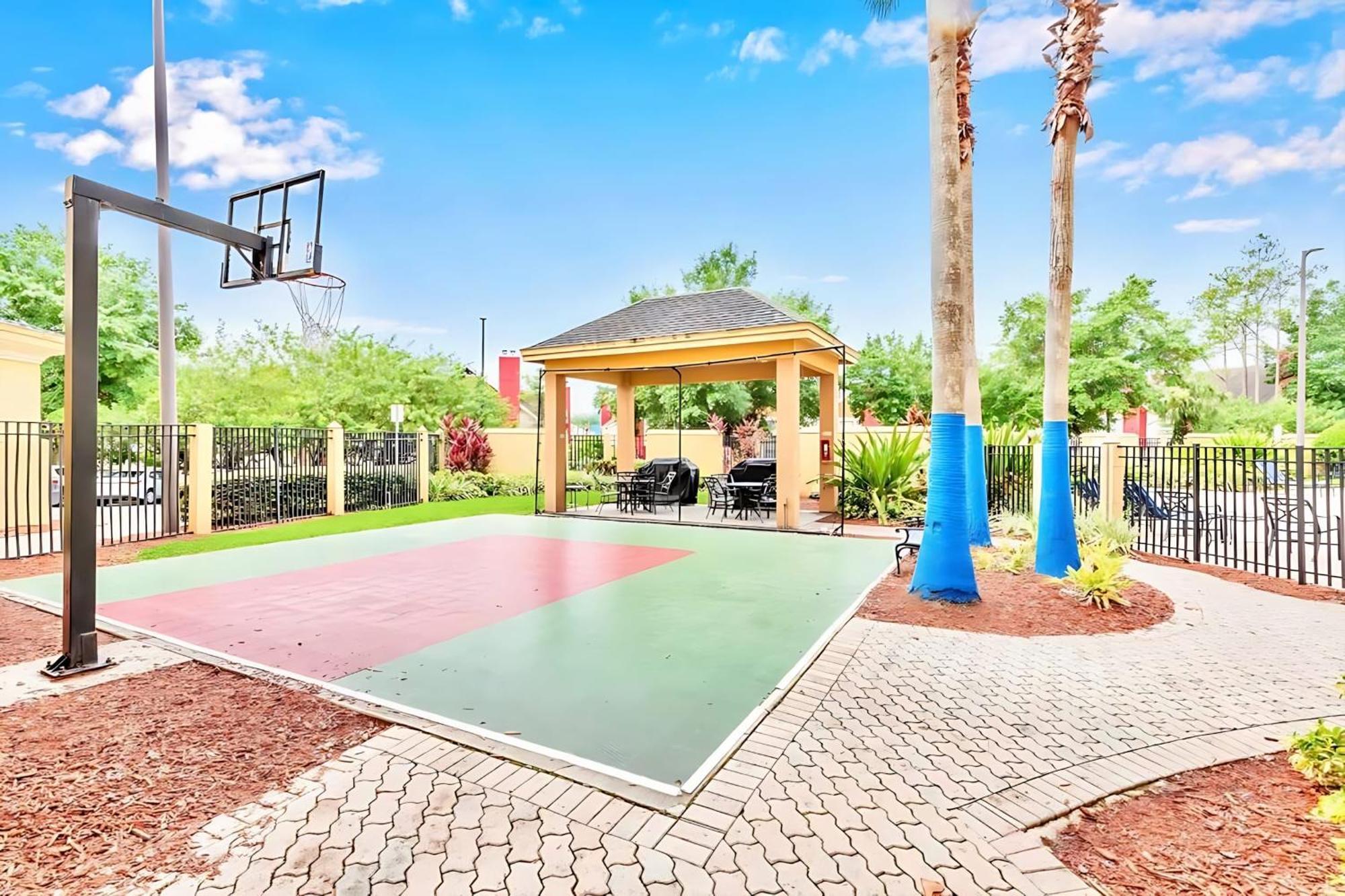 1Br Apartment Near Disney W Pool Hot Tub Arcade 奥兰多 外观 照片