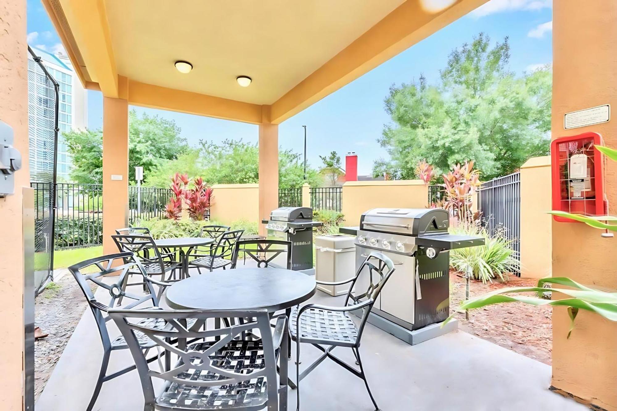1Br Apartment Near Disney W Pool Hot Tub Arcade 奥兰多 外观 照片